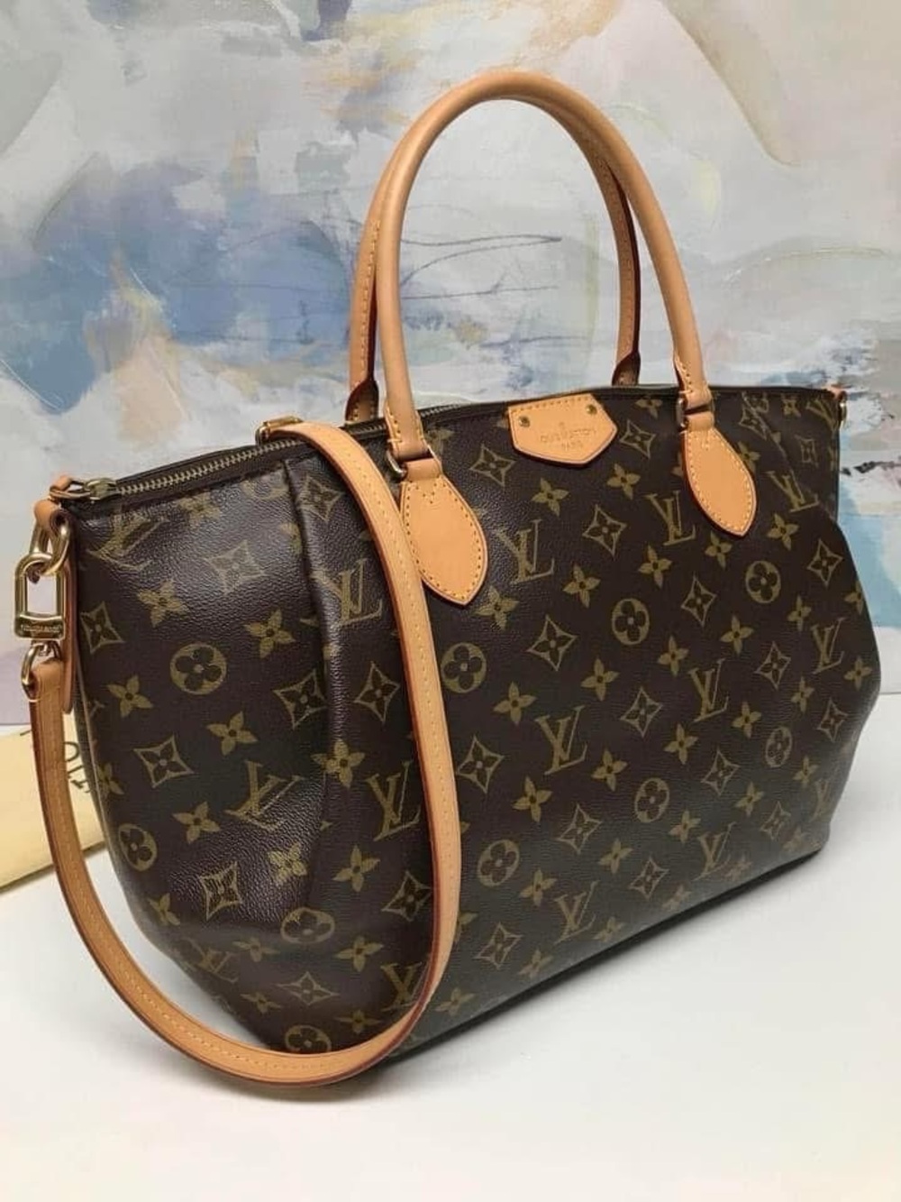 Louis Vuitton Monogram Canvas Turenne GM bag. - Picture 10 of 16